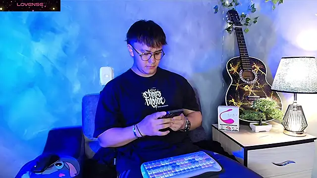 owen xxx online show from 04.06.26