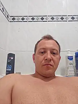 Snapshot of Adamus41 chatting on 05.11.26 Adamus41 online show from 05.11.26