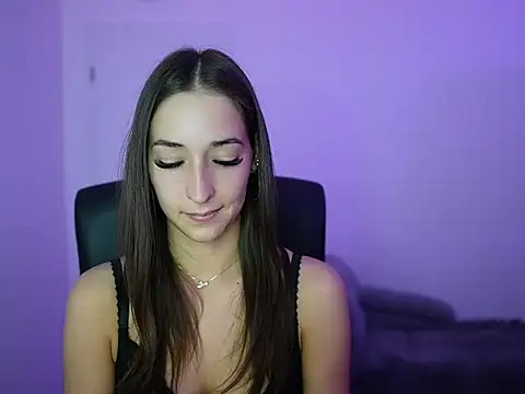 Crystalbrunette18 online show from 05.17.26
