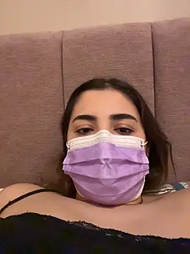 Snapshot of AnnieCartier chatting on 04.14.26 AnnieCartier online show from 04.14.26