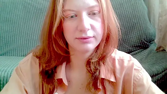 Snapshot of earn_my_lily chatting on 04.30.26 earn my lily online show from 04.30.26