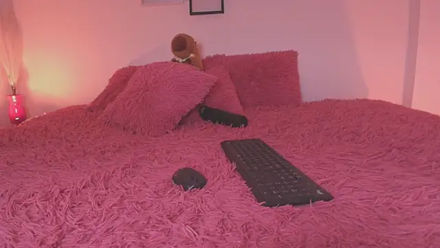 Addela  online show from 06.05.26