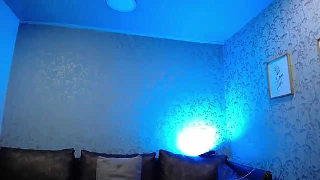 Kaoss Angel online show from 04.21.26