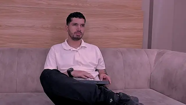 Mateew   online show from 04.08.26