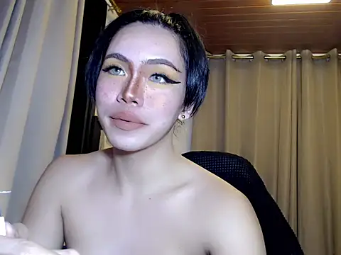 Womanoflove1 online show from 05.07.26