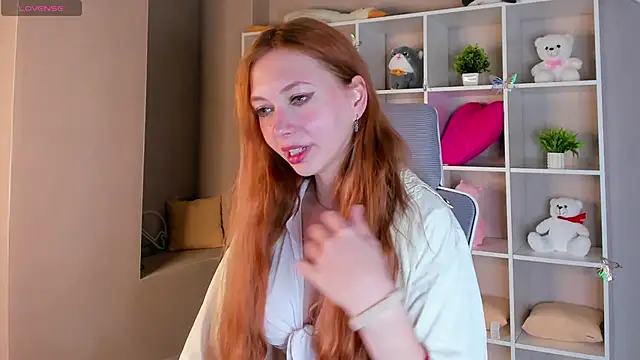 Sienna Nyx online show from 04.15.26