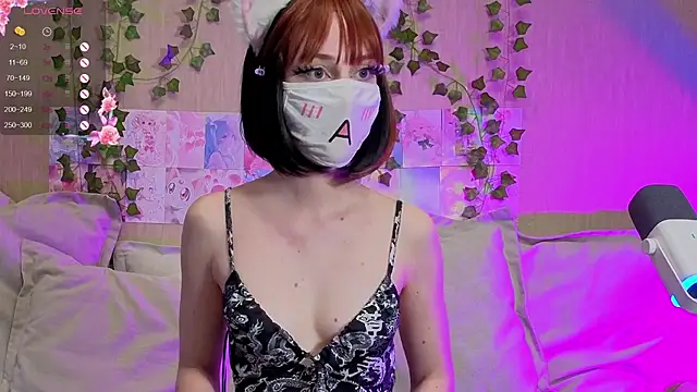 LunaNyanmi online show from 04.26.26