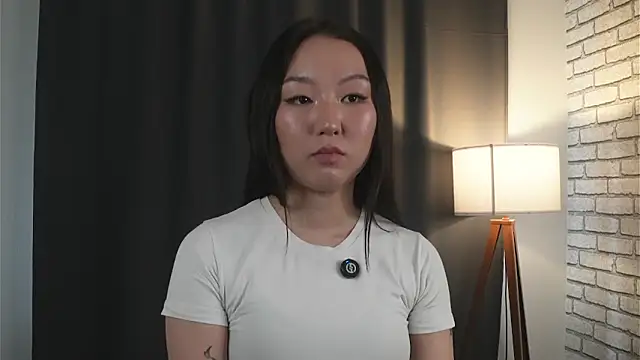 Snapshot of MicaelaCubr chatting on 04.08.26 MicaelaCubr online show from 04.08.26