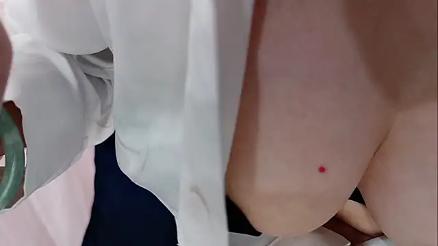 minami-yuiyui online show from 04.23.26