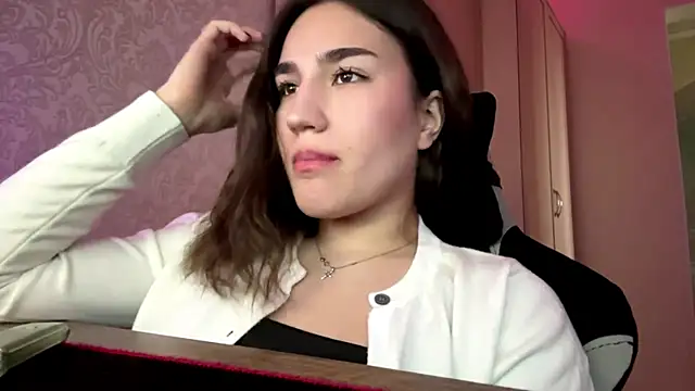 Mary Nitherson online show from 04.11.26