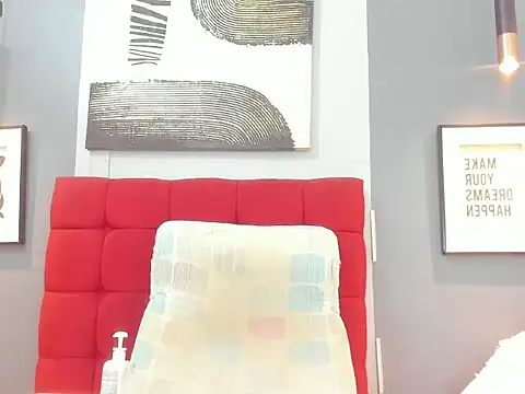 Snapshot of Laura_vega23 chatting on 04.08.26 Laura vega23 online show from 04.08.26