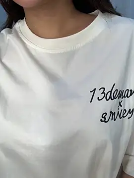 Snapshot of Mon2k-sayhi chatting on 04.14.26 Mon2k-sayhi online show from 04.14.26