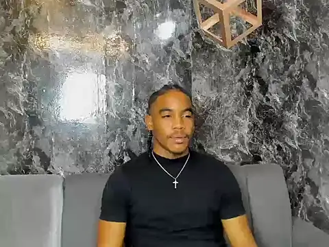 Snapshot of axel_silva4 chatting on 06.19.26 axel silva4 online show from 06.19.26