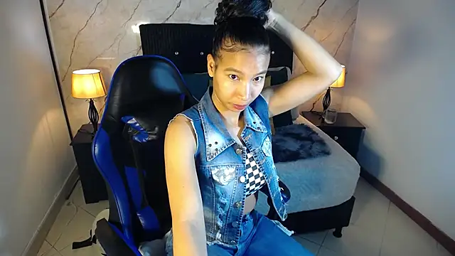 hasley cute online show from 05.06.26