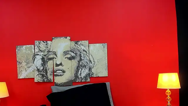 LucianaMadura1 online show from 04.22.26