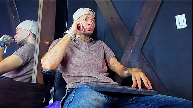 Daniel huge22 online show from 04.29.26