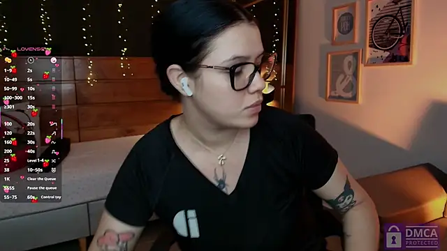 aria bloomer online show from 04.28.26