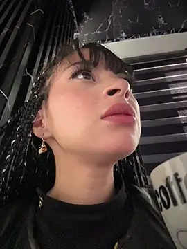 Sasha-firee online show from 05.25.26