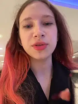 Snapshot of michelle_lovique chatting on 05.22.26 michelle lovique online show from 05.22.26