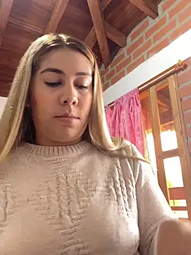  BellaSmith  online show from 06.04.26