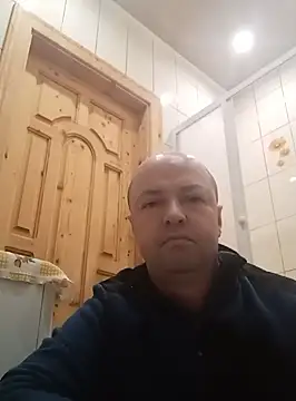 Luceriusbigass online show from 12.25.24