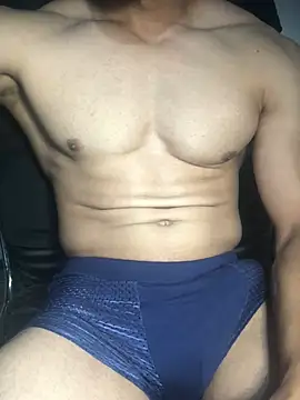 Snapshot of guh2026 chatting on 04.12.26 guh2026 online show from 04.12.26