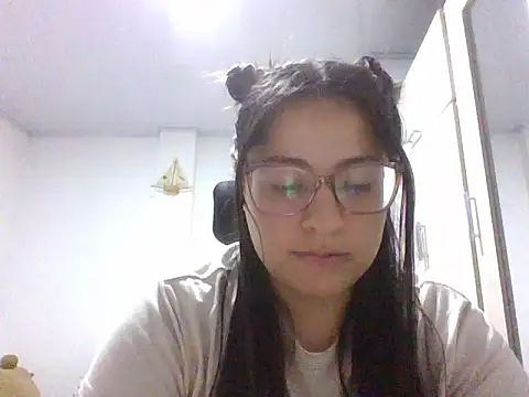 Divine Heat online show from 04.07.26