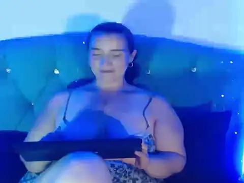 Snapshot of Alice_Jovovich69 chatting on 04.28.26 Alice Jovovich69 online show from 04.28.26
