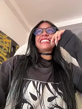 Snapshot of Kattze_ chatting on 04.09.26 Kattze online show from 04.09.26