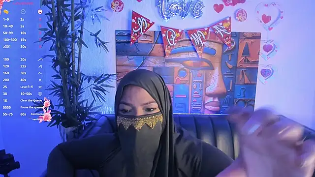 Snapshot of nayla_sahar chatting on 04.10.26 nayla sahar online show from 04.10.26