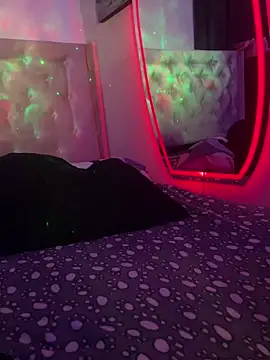 pauline and bruno online show from 04.14.26