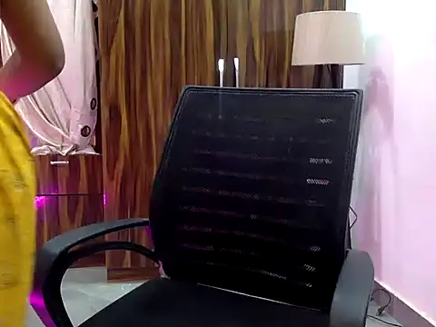 Snapshot of Bold-Ankita chatting on 05.09.26 Bold-Ankita online show from 05.09.26
