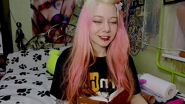 Sansarella online show from 03.22.25