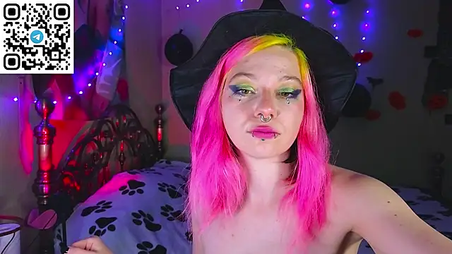 Sansarella online show from 10.30.25