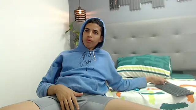 Snapshot of Lukaz_Caballero chatting on 06.02.26 Lukaz Caballero online show from 06.02.26