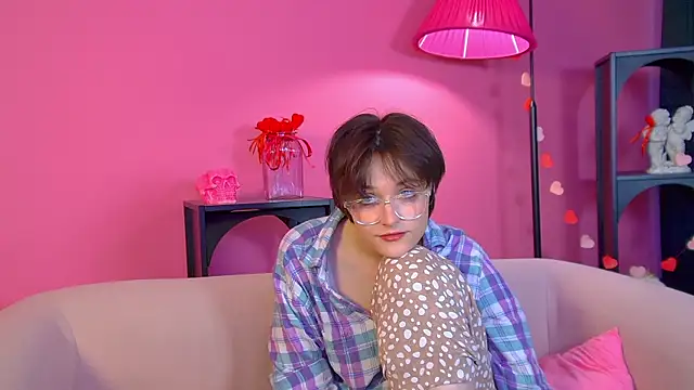 RitaRoses online show from 04.21.26