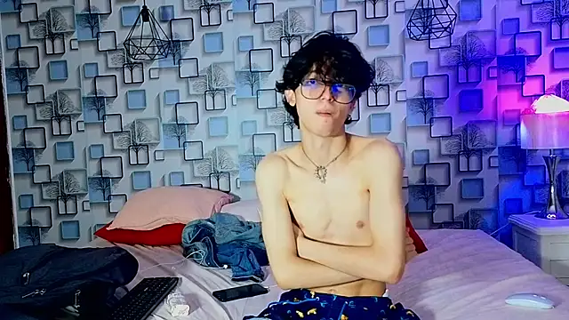 Twink Sebas7 online show from 05.23.26