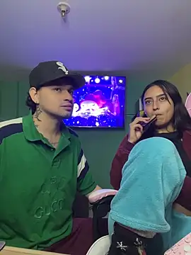 hotlatinocouple   online show from 06.19.26