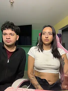 hotlatinocouple   online show from 06.23.26