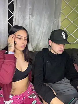 hotlatinocouple   online show from 07.16.26