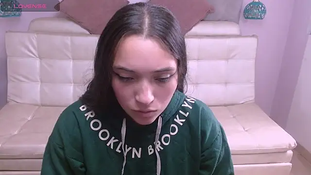 Marianne Cam online show from 04.29.26