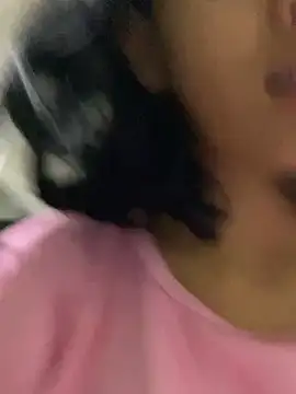 Snapshot of xoxo_anny chatting on 04.15.26 xoxo anny online show from 04.15.26