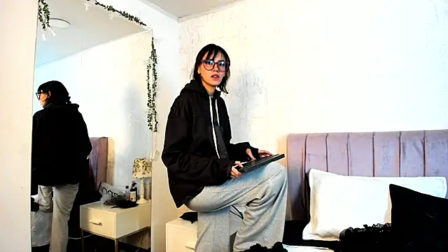 Alis Roze online show from 07.24.26