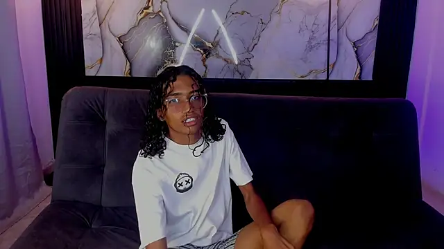 triiangel latinboy online show from 05.31.26