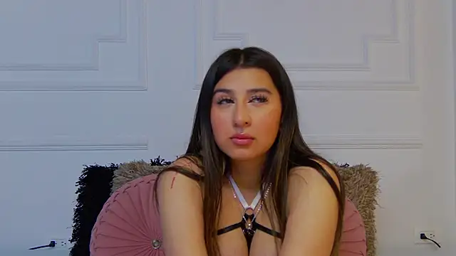 Snapshot of ShannonBannks chatting on 05.19.26 ShannonBannks online show from 05.19.26