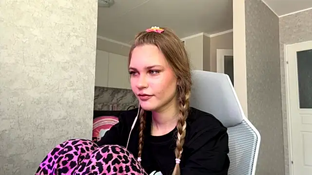 AmandaPinson online show from 04.12.26