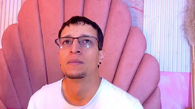 Madisson Roos online show from 07.17.26