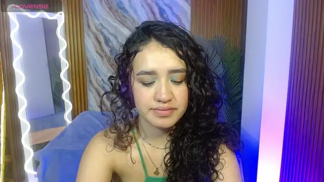 Ellis tay online show from 04.26.26