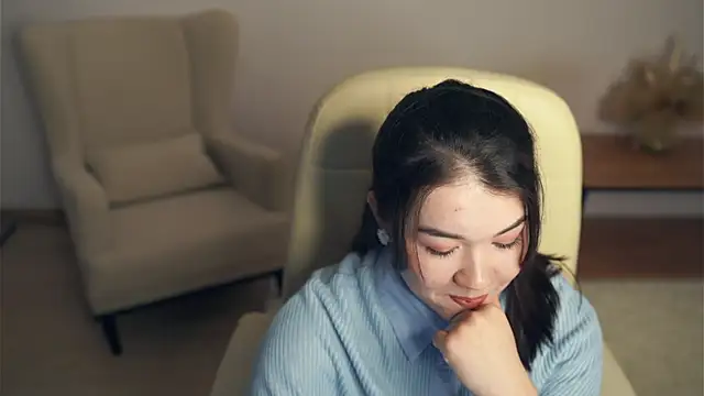 ShanaYock online show from 04.11.26