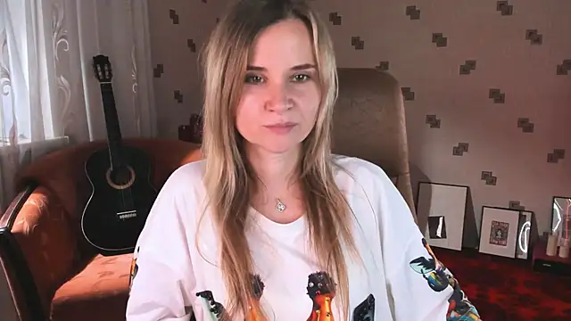 MiaSparkes online show from 07.04.26